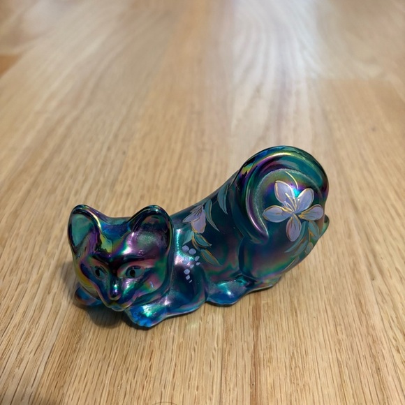 Fenton S. Hopkins Hand Painted Floral Blue Carnival Glass Pouncing Cat Figurine - Picture 2 of 5